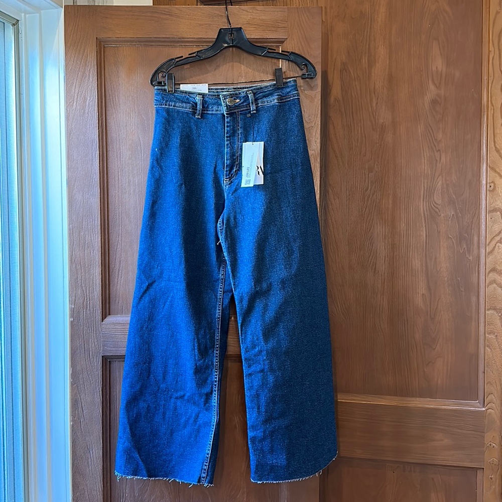 Zara Marine Wide Leg Jeans. Dark Blue. Size 8.